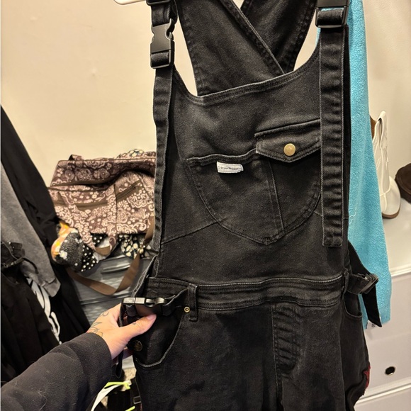 Mumsie Maternity Overalls- Jetset Shortie - Picture 6 of 7